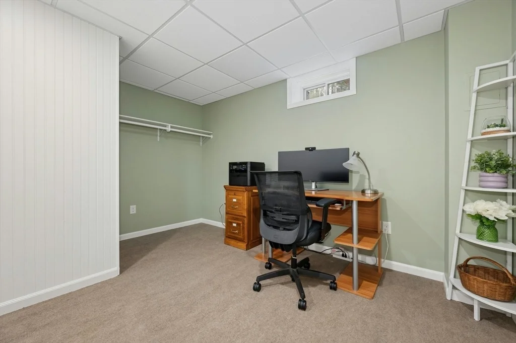 Photo of 171 Whitins Rd