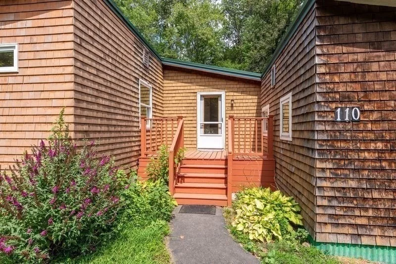 Photo of 110 Grantwood Dr