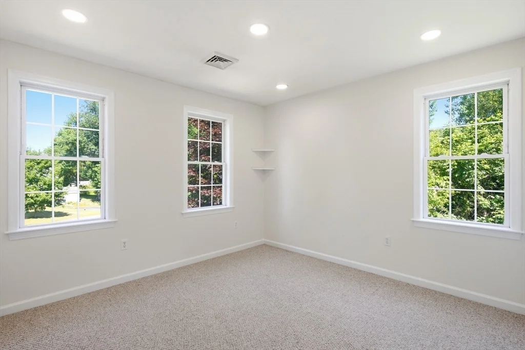 Photo of 4 Azalea Circle