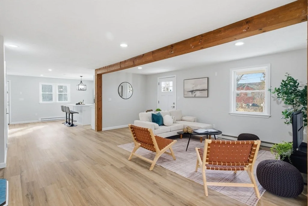 Photo of 40 Lake View Dr