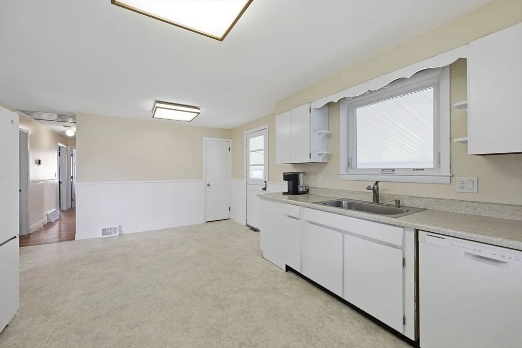 Photo of 134 Bridle Path Cir