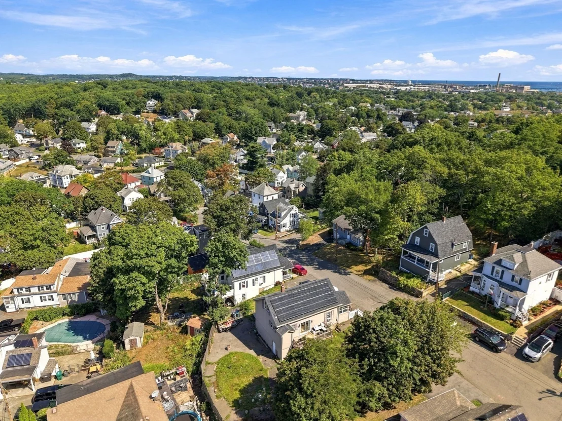 Photo of 6 Clifton Ave