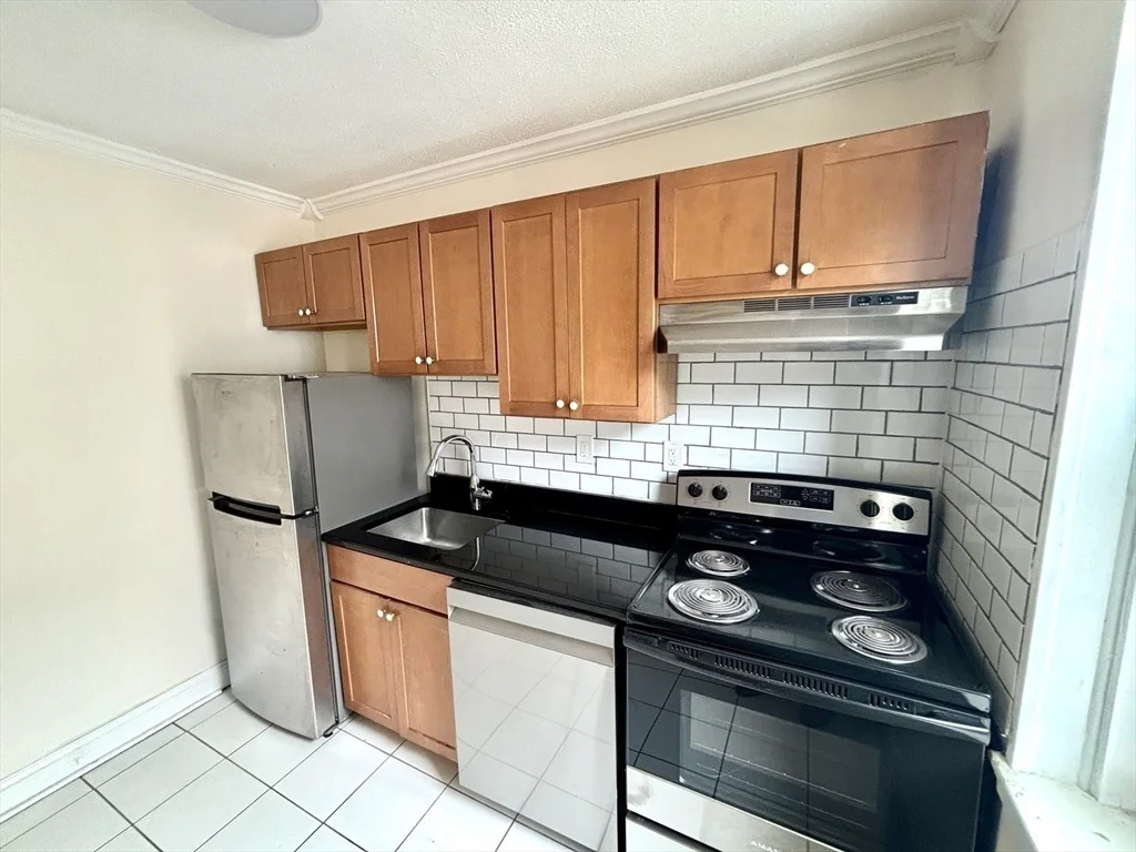 Photo of Unit 8 at 8 Walnut St