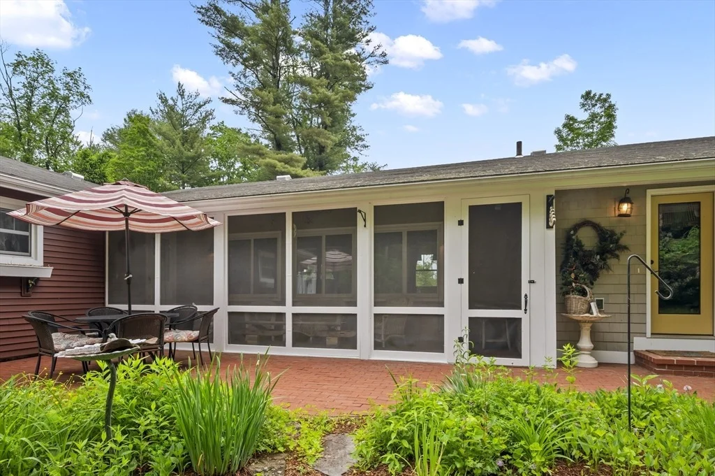 Photo of 148 Walnut Hill Rd