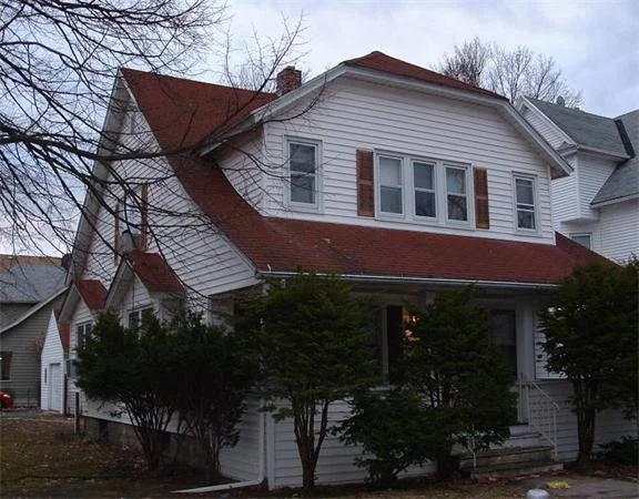 Photo of 546 White Street