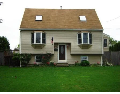 Photo of 10 Melvin Ave