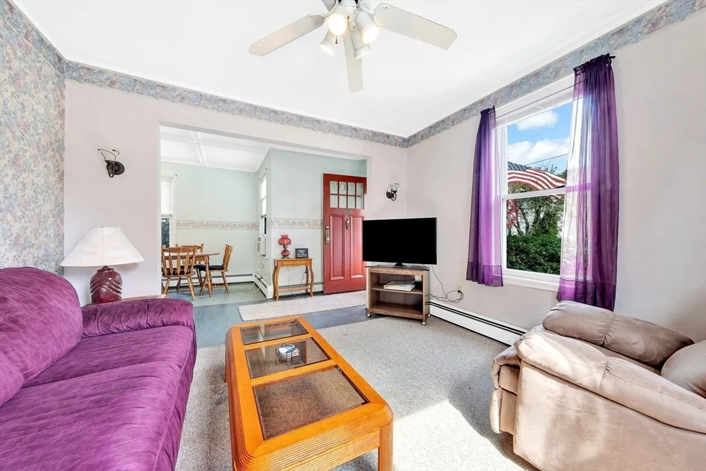 Photo of 72 Hillside Ave