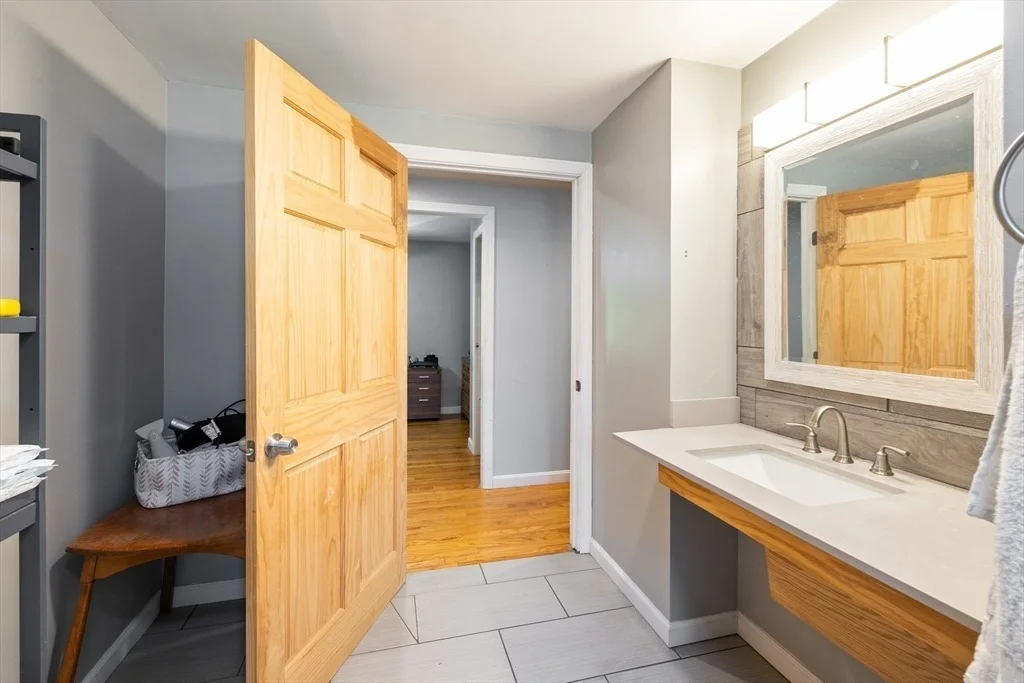 Photo of 81 Sandy Hill Rd.