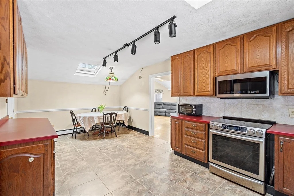 Photo of 79 Royce Rd