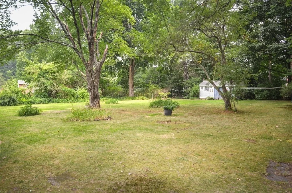 Photo of 240 Gates Pond Rd