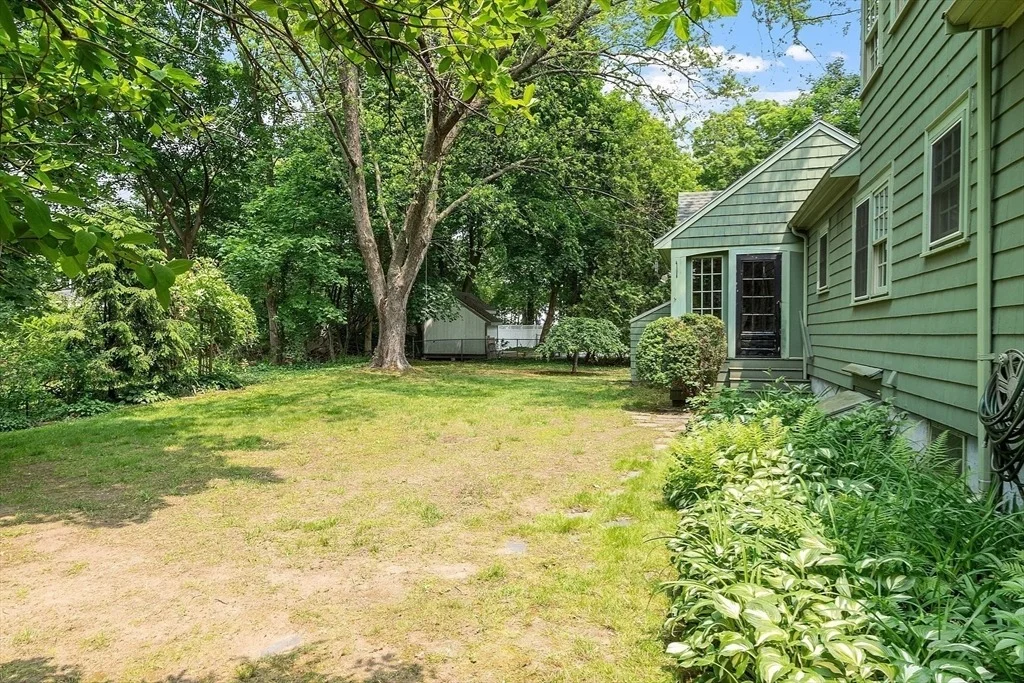 Photo of 8 Mitchell Ln