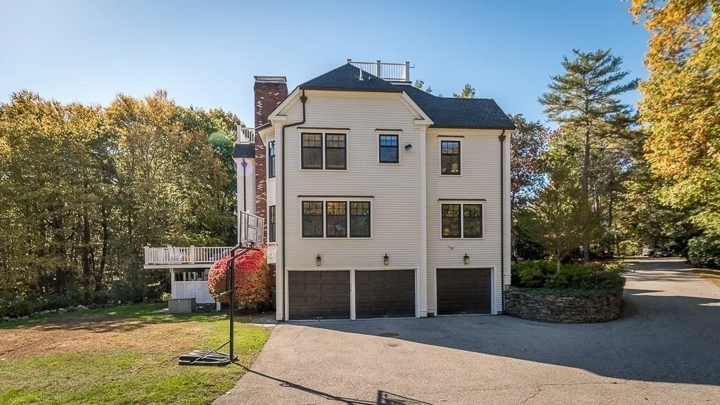 Photo of 4 Bridle Path Ln