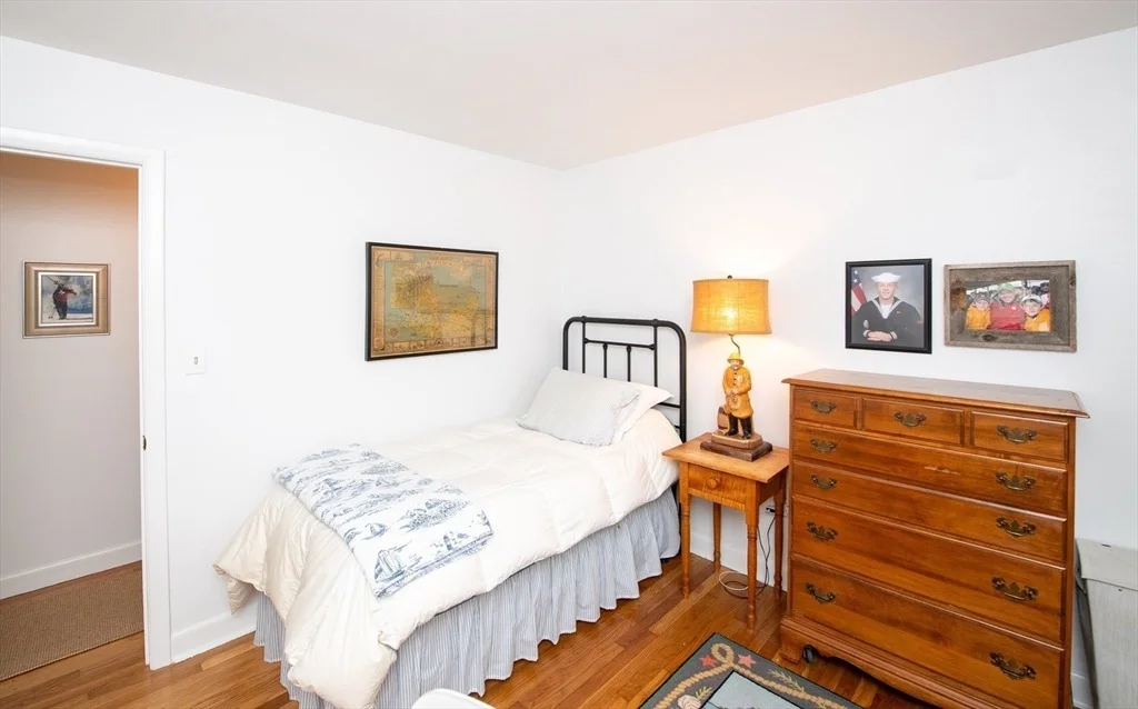 Photo of 12 Brook Dr