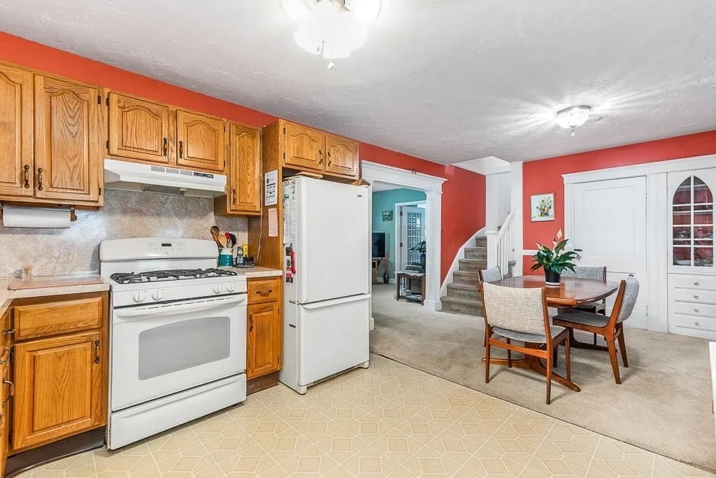 Photo of 28 East Riverside Drive
