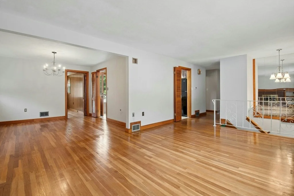 Photo of 129 Chickering Road