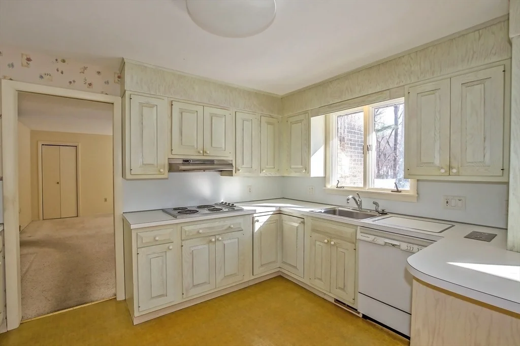 Photo of 211 Academy Drive
