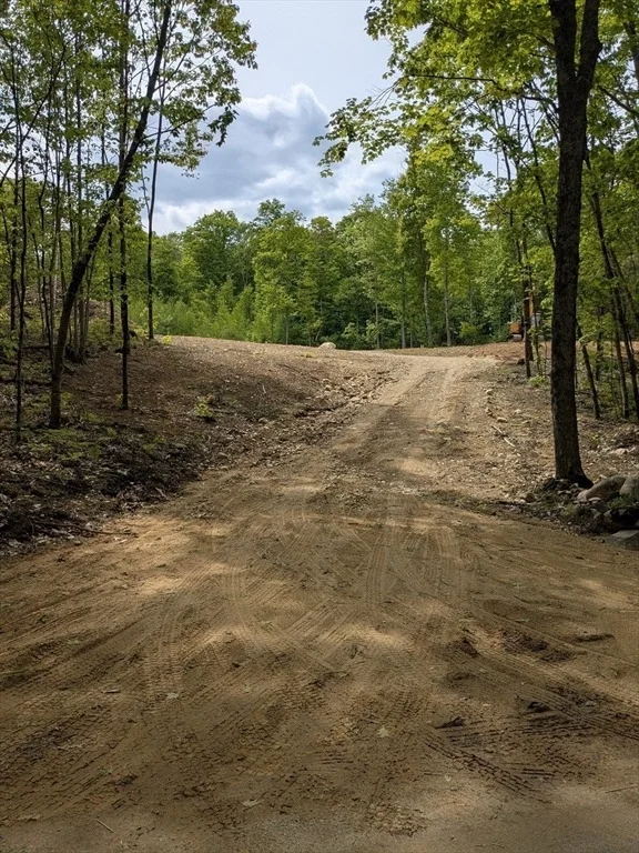 Photo of 51 Old Colony Rd