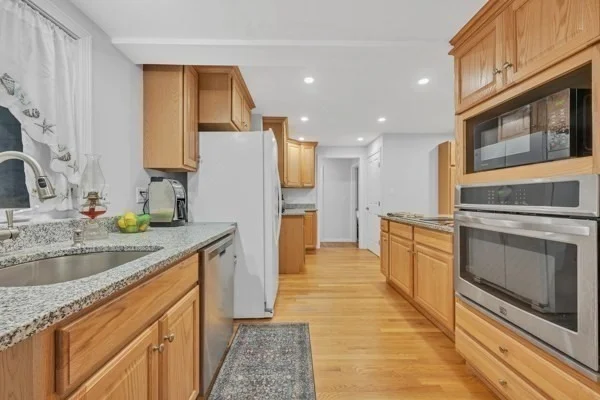 Photo of 5 1/2 W Sutton Rd