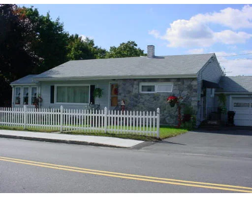 Photo of 749 Stevens Street