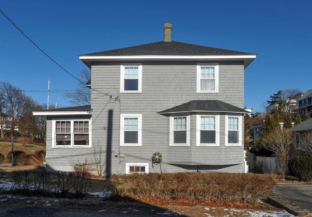 Photo of 18 Valley Beach Ave