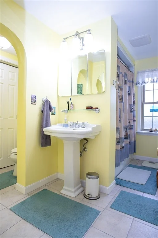 Photo of 20 Cottage Ln