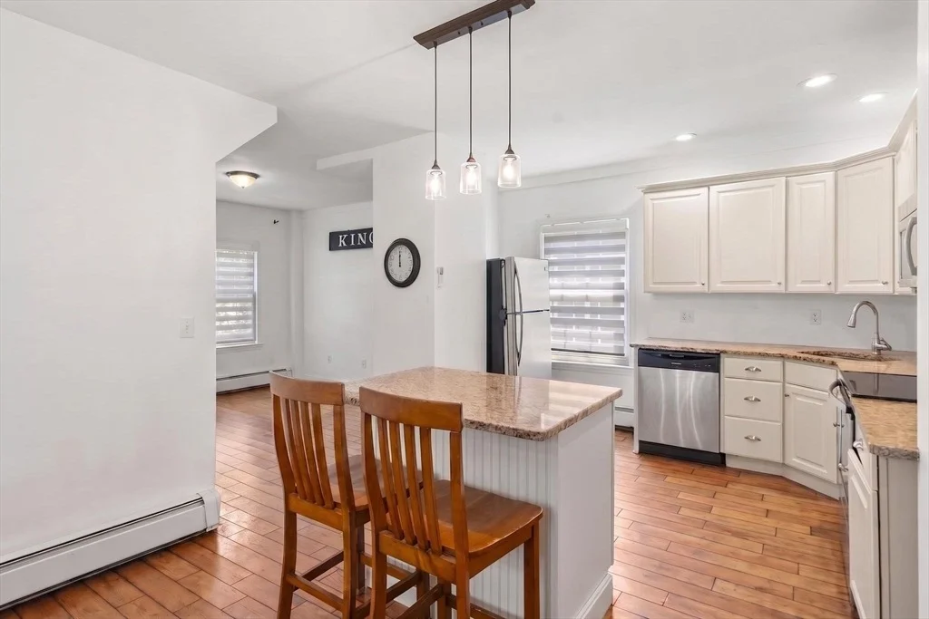 Photo of 9 Maple St