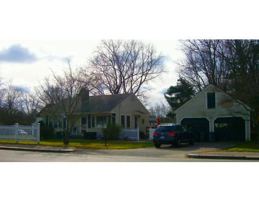 Photo of 228 Elm Street