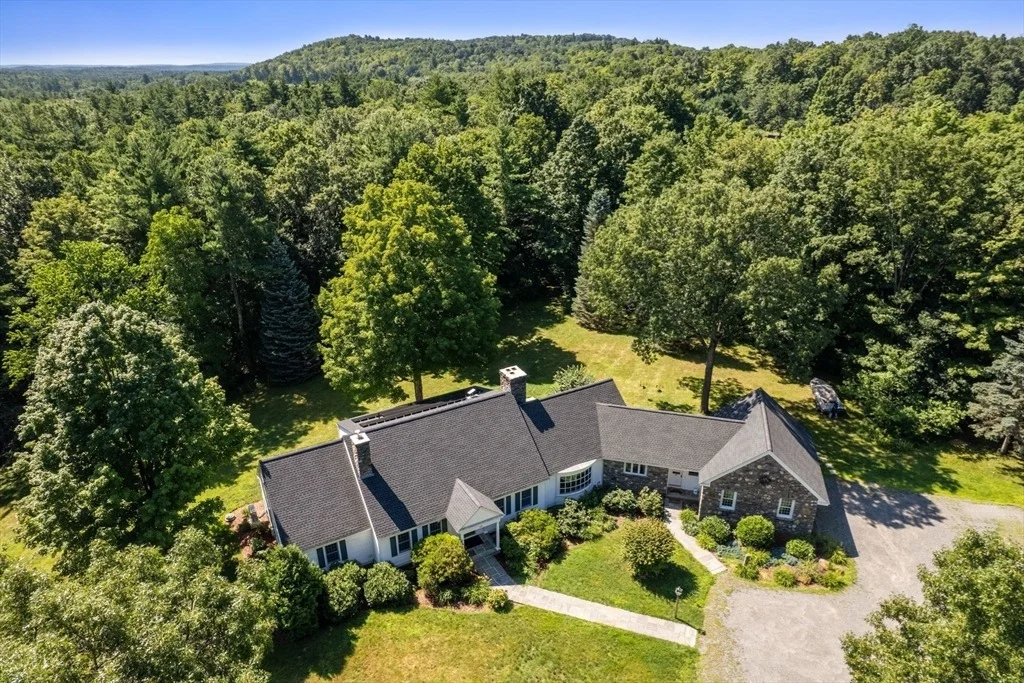 Photo of 110 Northfield Rd