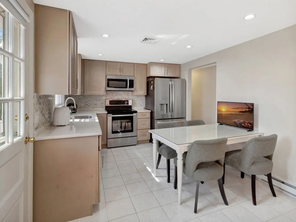 Photo of 22 Susan Dr