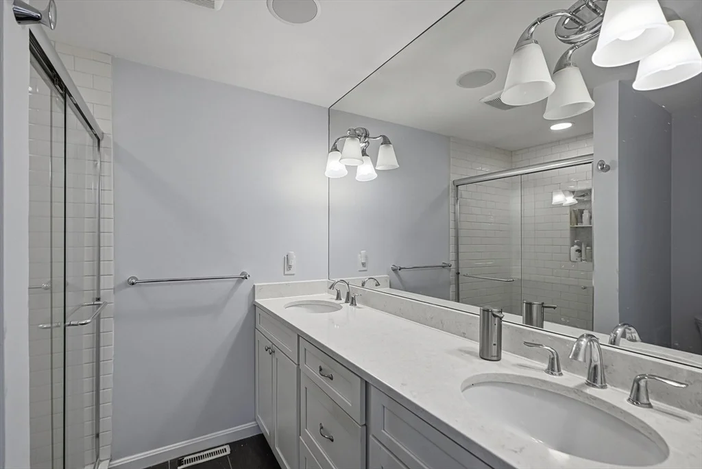 Photo of 17 Eric Ln