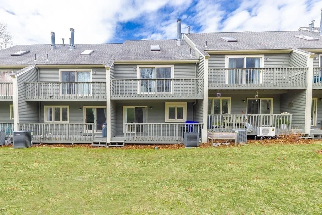 Photo of Unit 5 at 19 Deer Path