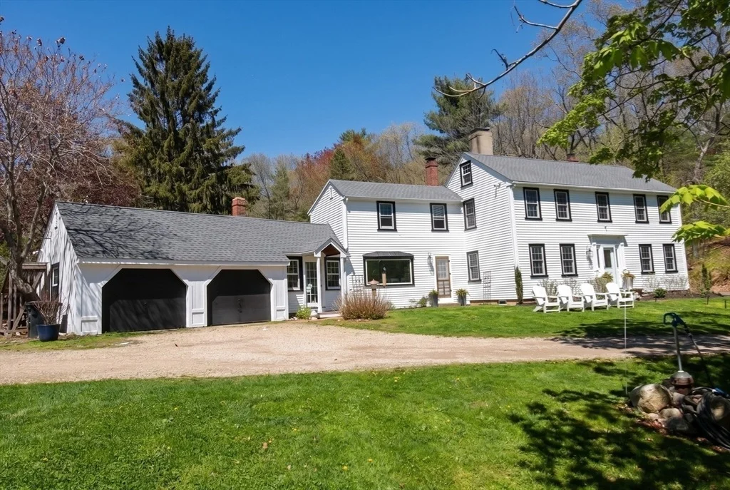 Photo of 375 Linebrook Rd