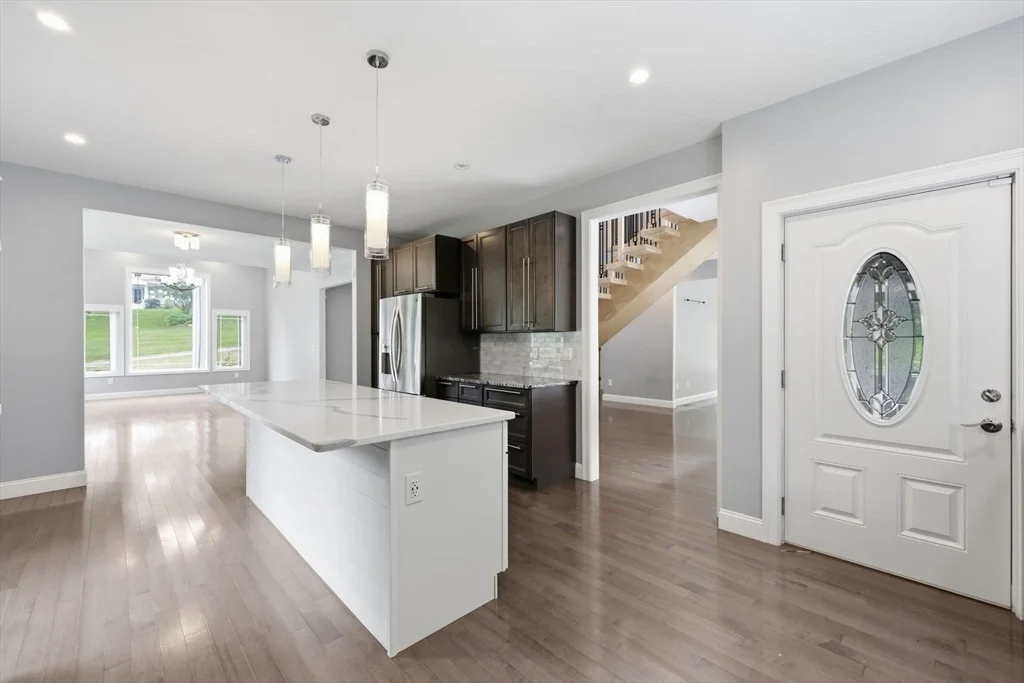 Photo of 270 Barton Ave