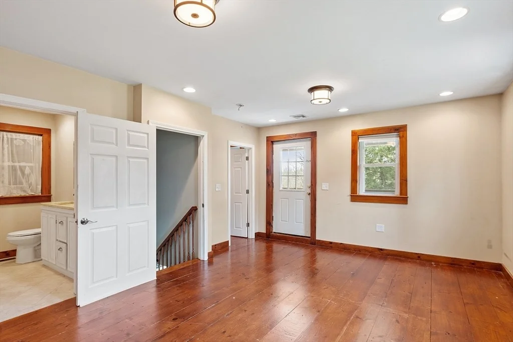 Photo of 25 Maple Street
