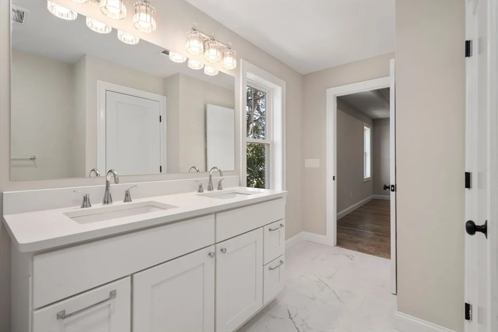 Photo of 10 Danielles Way