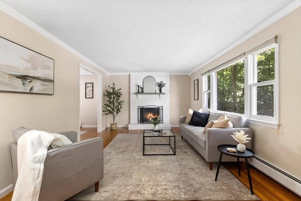 Photo of 77 Forest St