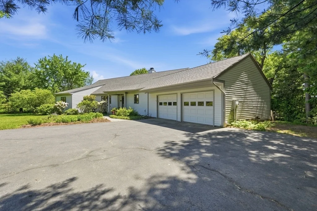 Photo of 481 Station Rd