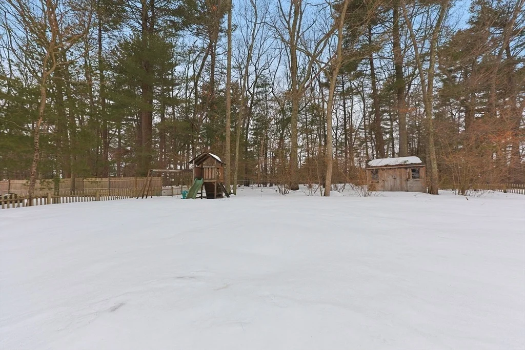 Photo of 18 Sherborne Cir