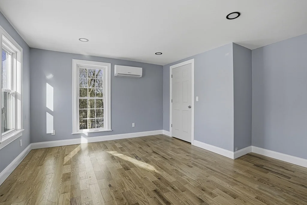 Photo of 140 Spring St