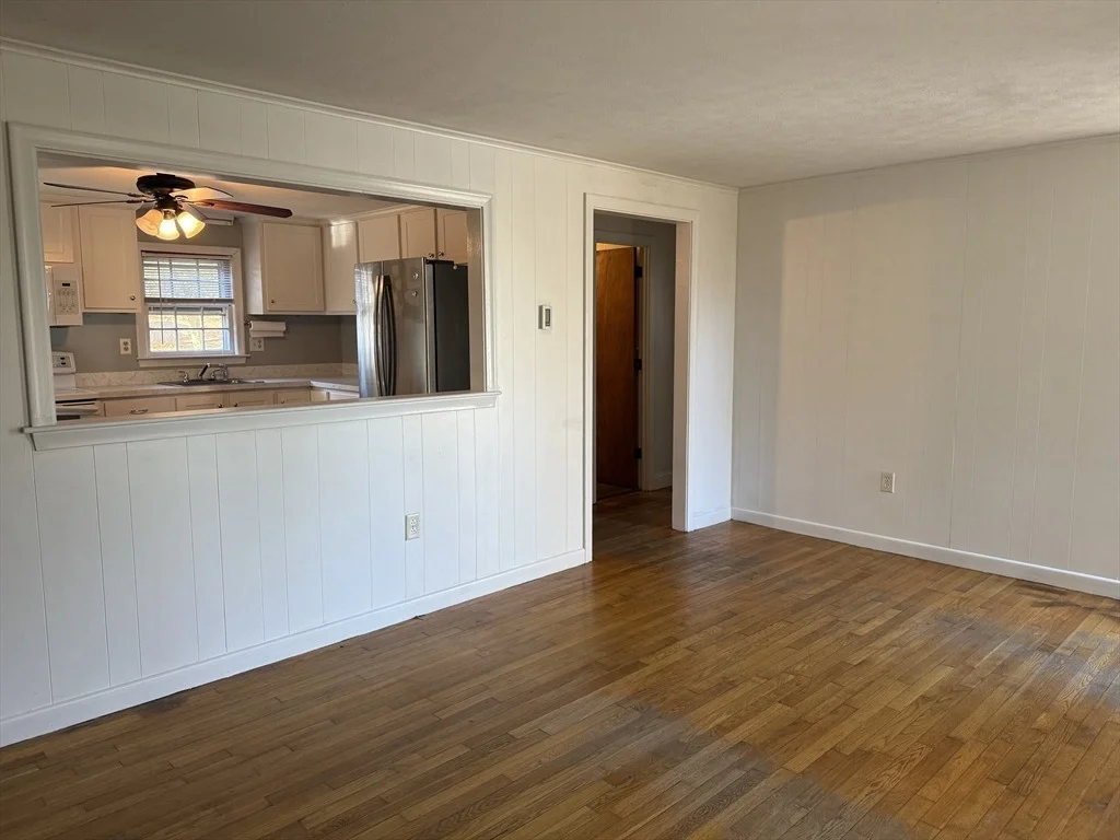 Photo of 5 Huckleberry Ln