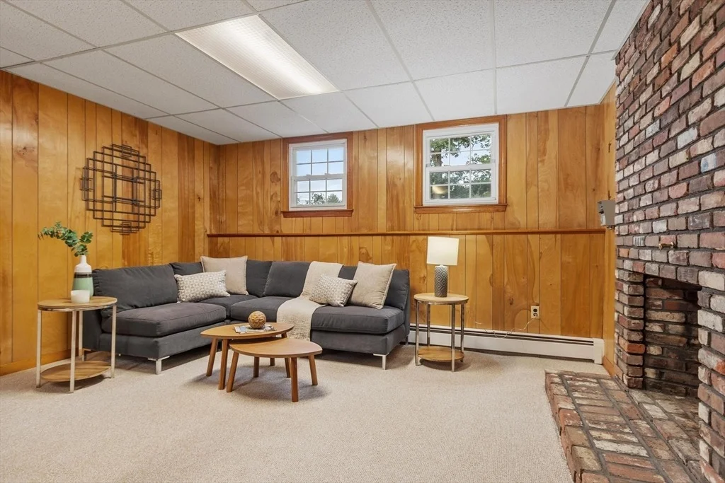 Photo of 156 Mill St