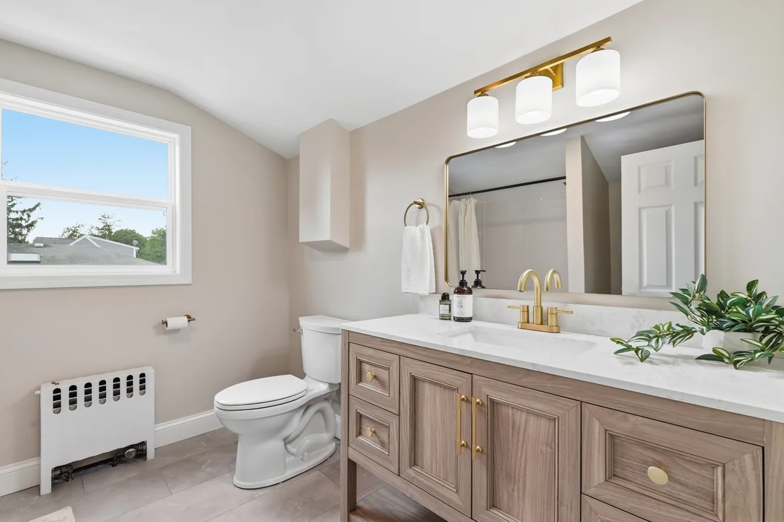 Photo of 98 Towne Way