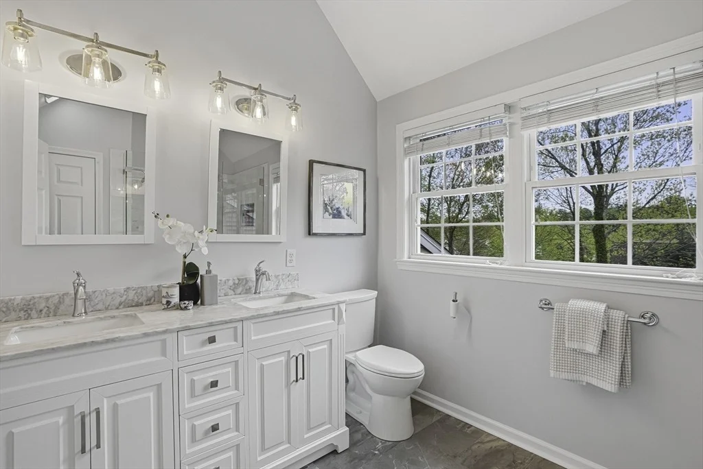 Photo of 82 Hardwick Rd