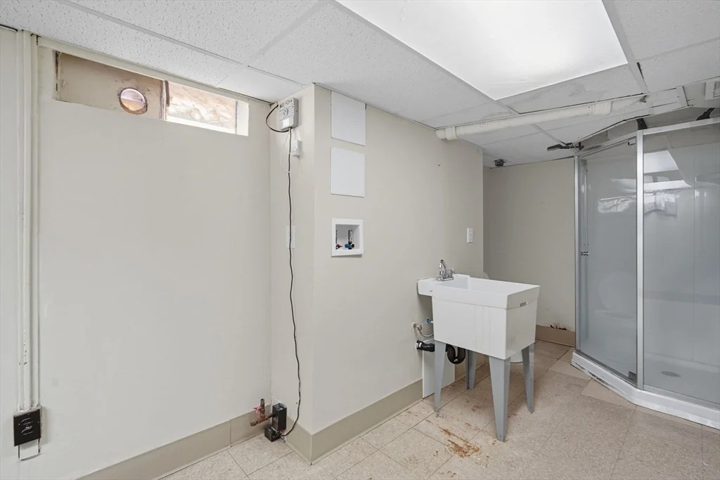 Photo of 35 Juniper Dr
