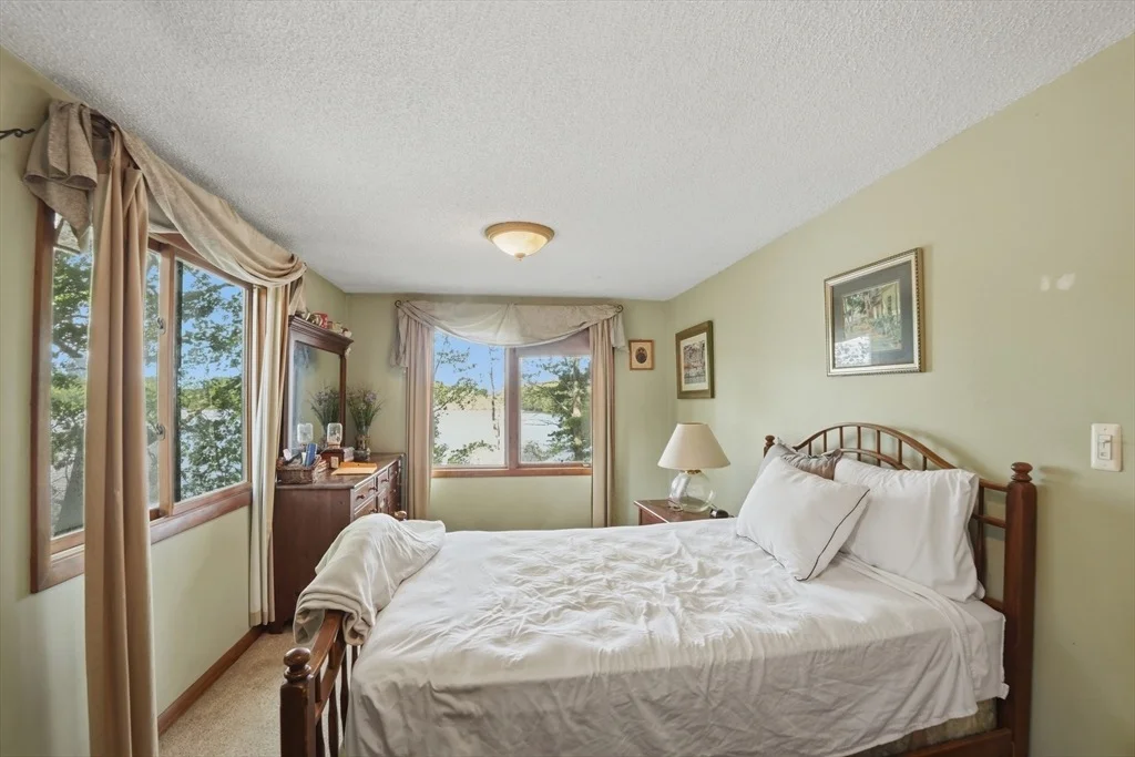 Photo of 134 Peninsula Drive