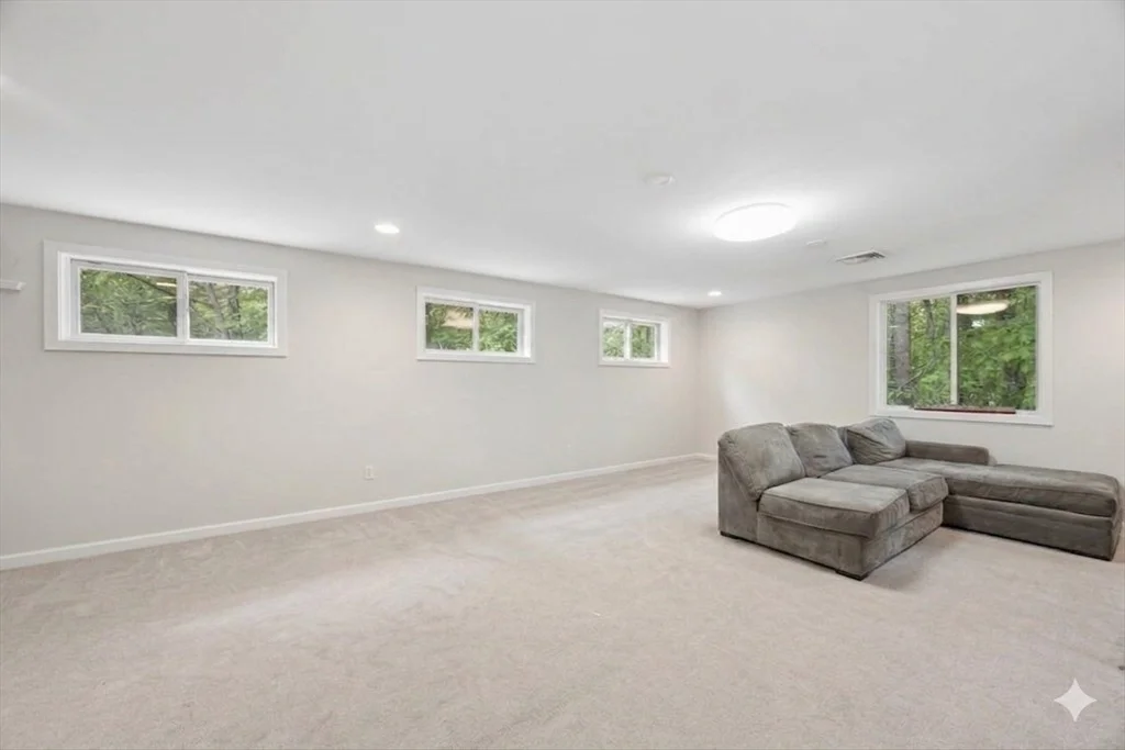 Photo of 10 Cold Harbor Drive