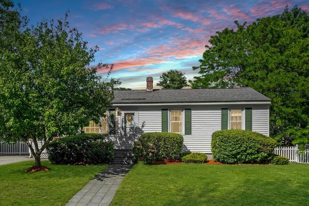 Photo of 27 Sunset Rd