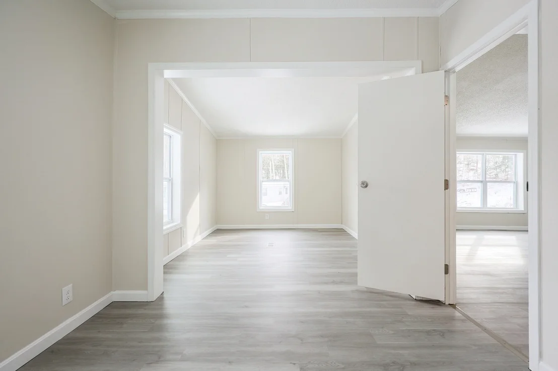 Photo of 9 Emerald Dr