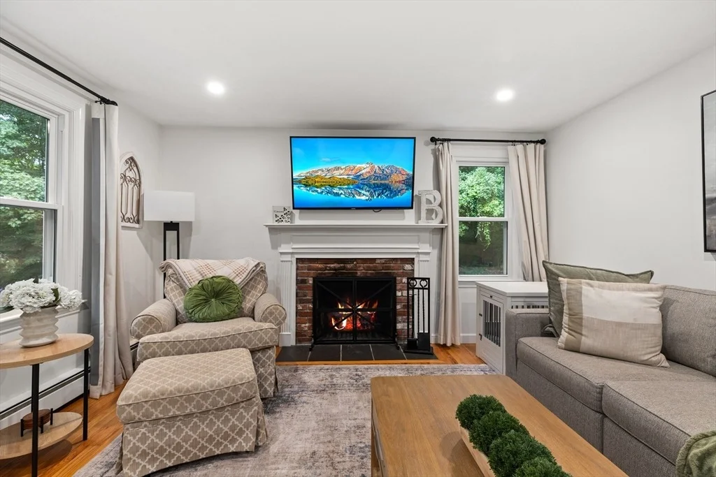Photo of 148 Upton Rd