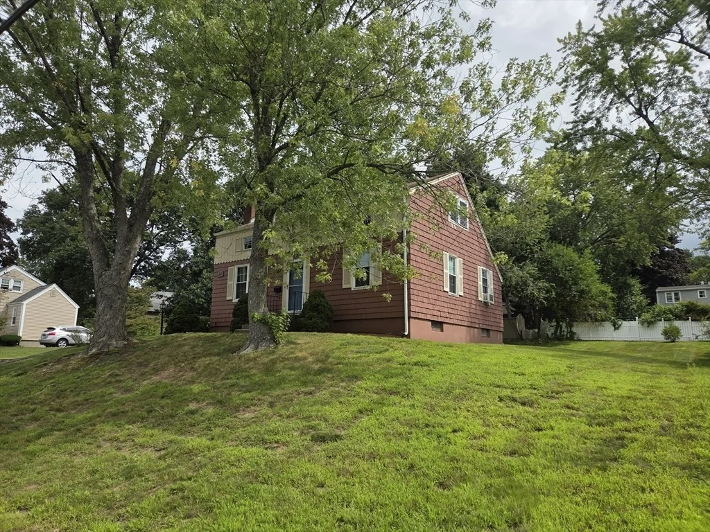 Photo of 77 Ridge Road